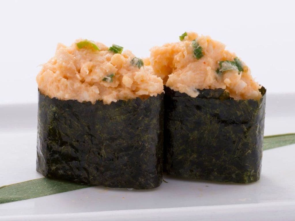 Spicy Butterfish Sushi (3 Pcs)