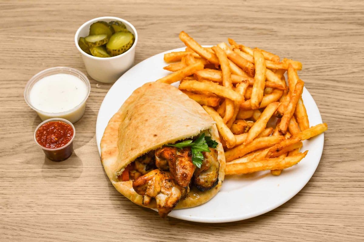 Chicken (Dark) Pita Sandwich Combo
