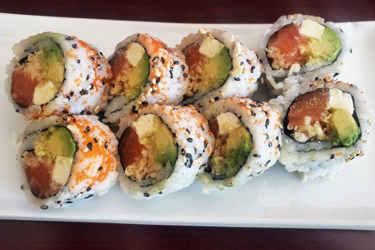 Maki Phila Sake