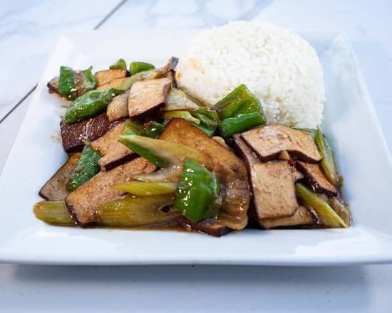 农家芹菜炒香干盖饭 Chinese Celery and Beancurd Rice Bowl（含五花肉）