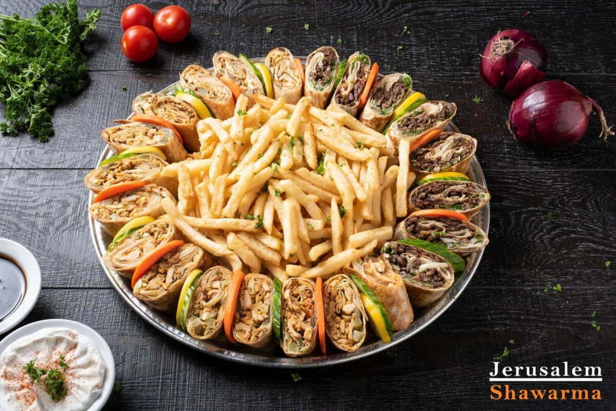Arabi Family Plates for 3 people