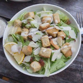 Small Caesar / Petit César