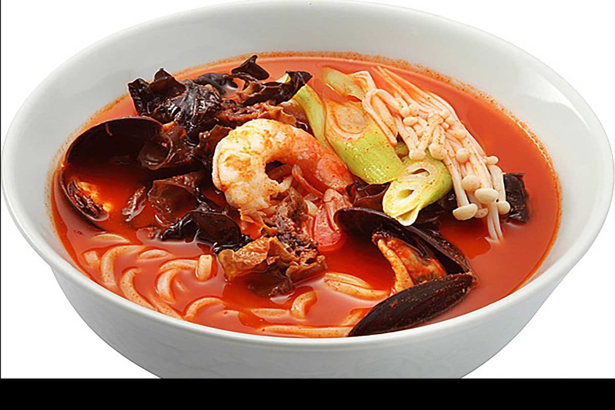 N7. Spicy Noodle Soup - Jjambbong