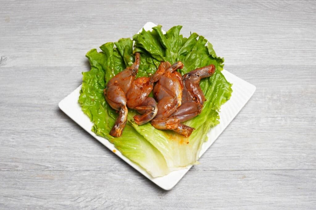 Spicy Bull Frog Leg (6 pcs)/ 麻辣牛蛙腿