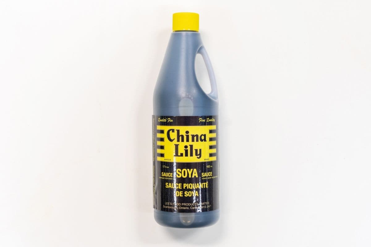 China Lily Soy Sauce (483ml)