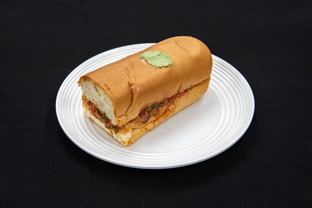 Veg Hot Dog (1 pc)