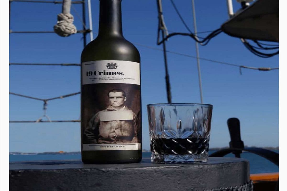 19 CRIMES SHIRAZ DURIF (1 x 750 ML)