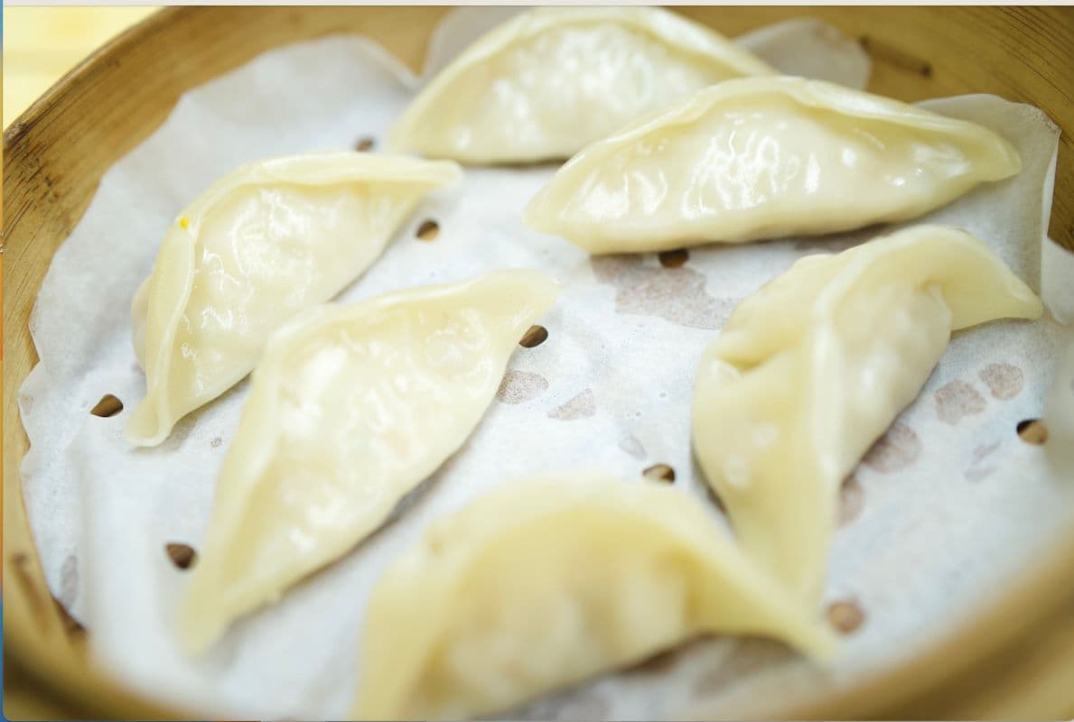S6. Vegetable Dumpling (6Pcs) / S6. 素菜餃 (6個)
