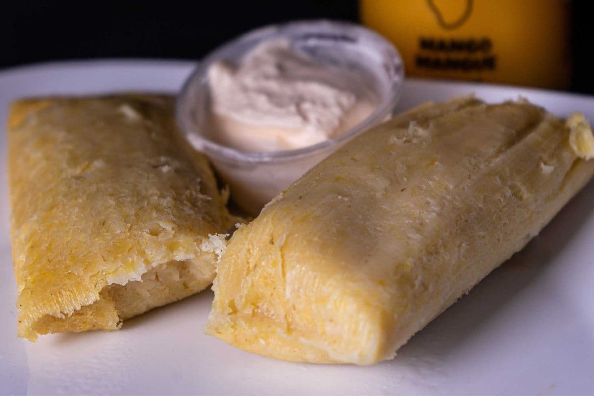 Corn Tamales (Tamale Salvadoreño de Elote)