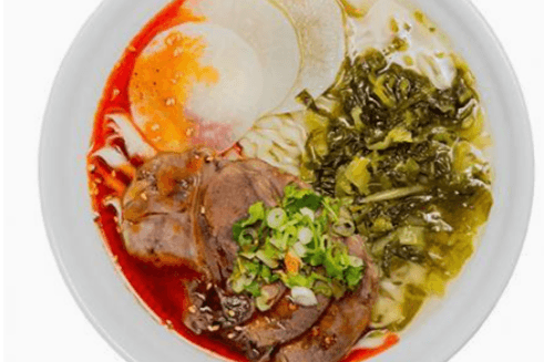 酸菜牛肉面 / Classic Beef Noodles with Pickled Mustard
