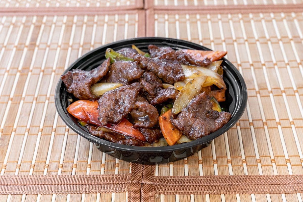 Black Pepper Beef 黑椒炒牛肉