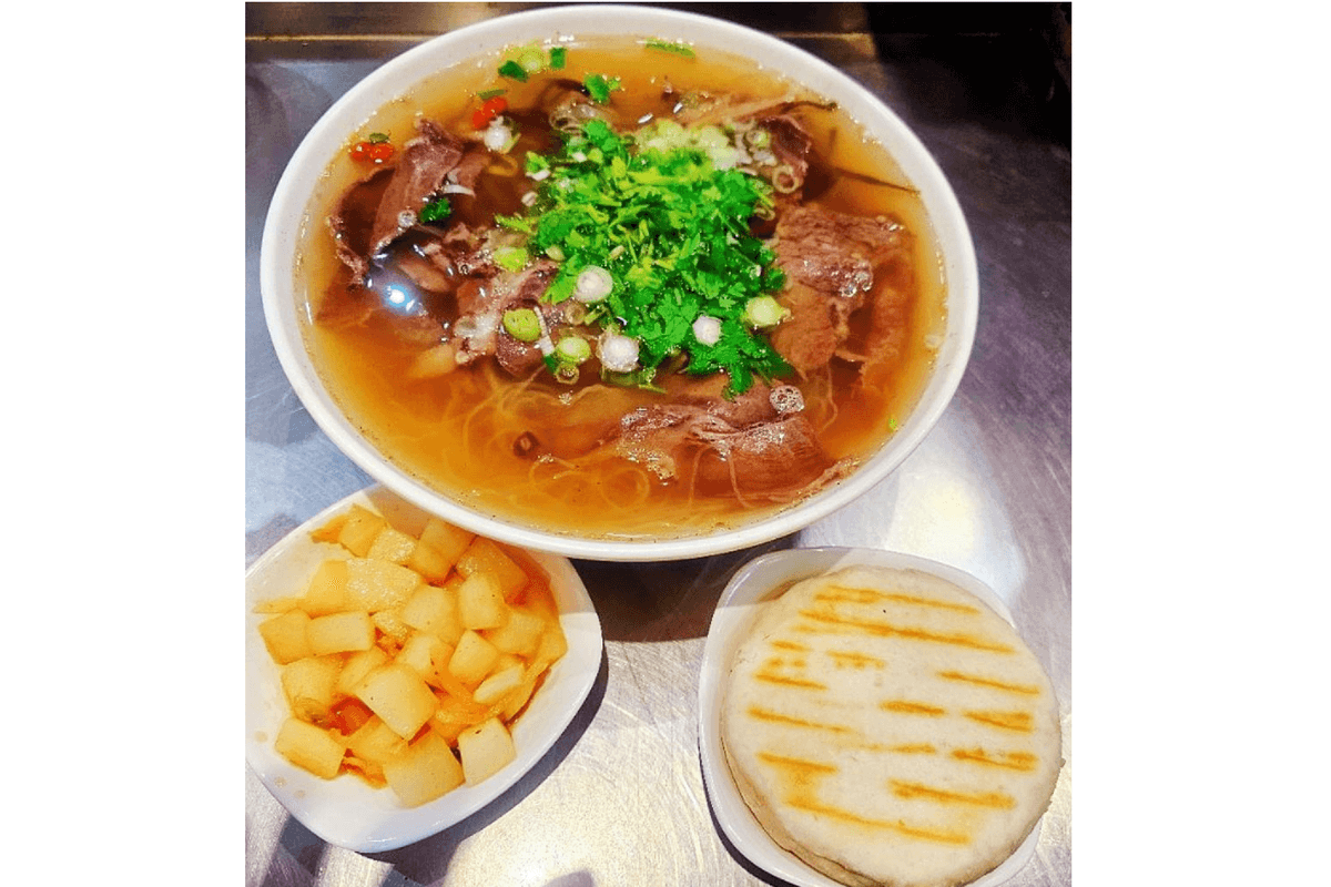 Pita Bread Soaked in Beef Soup 牛肉汤泡馍