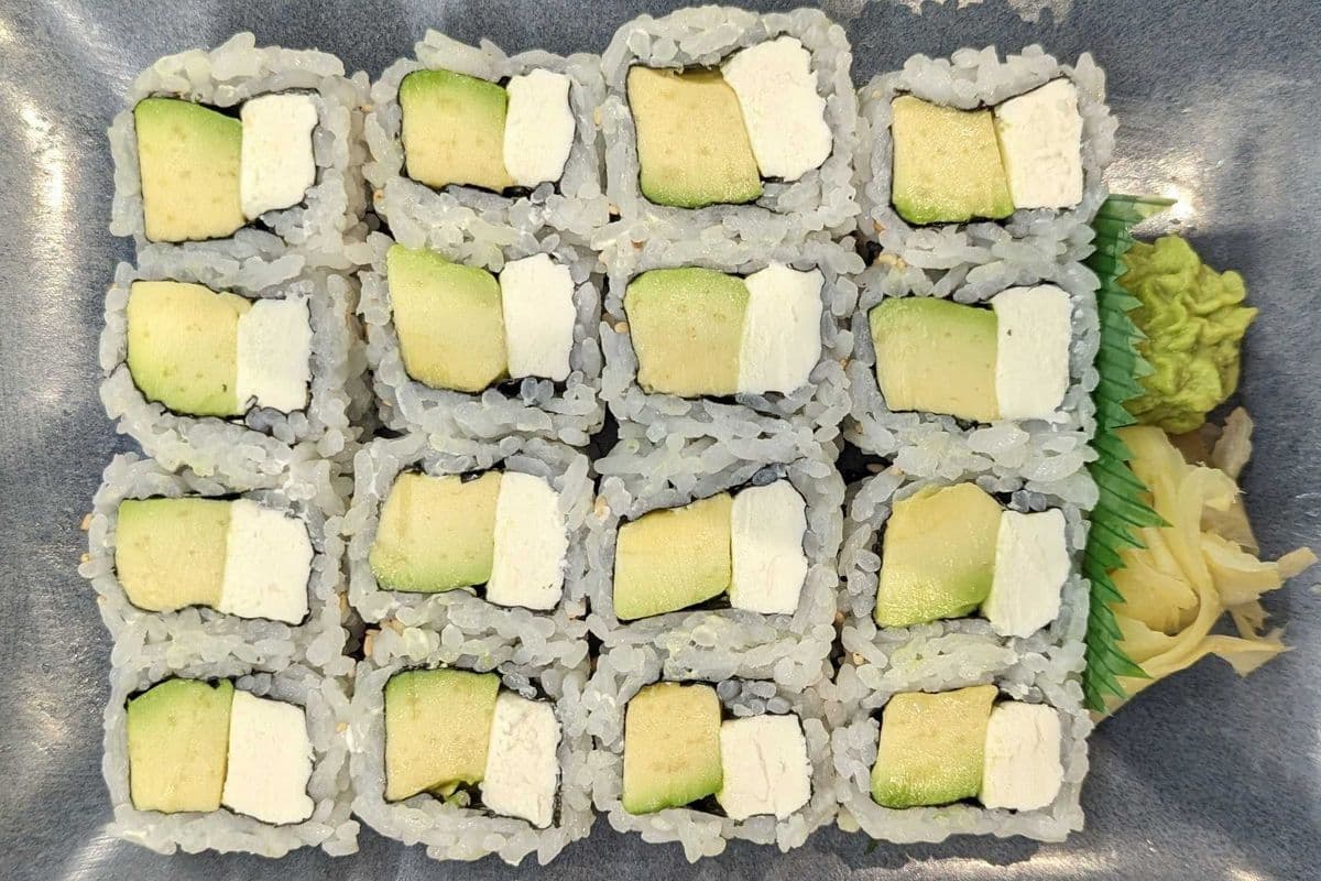 Avocado Cream Cheese Rolls