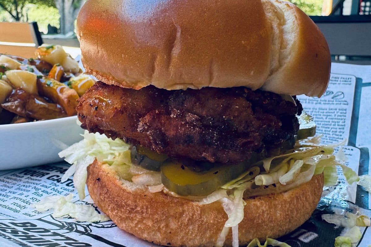 BLT Chicken Burger