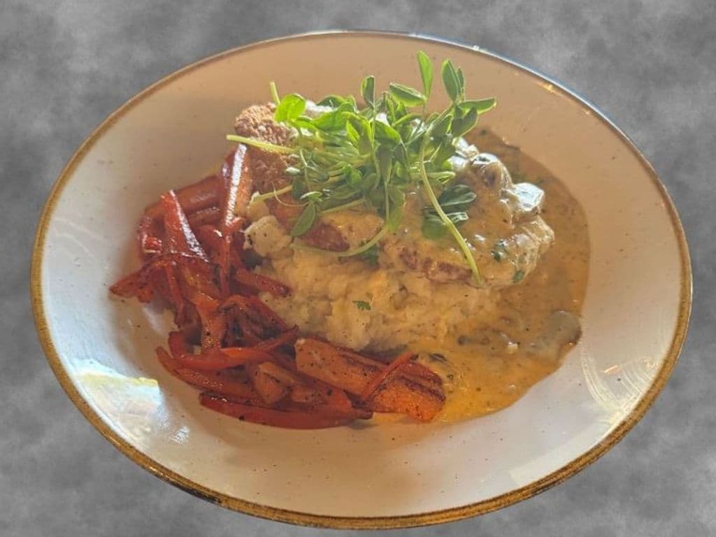FARMHOUSE CHICKEN