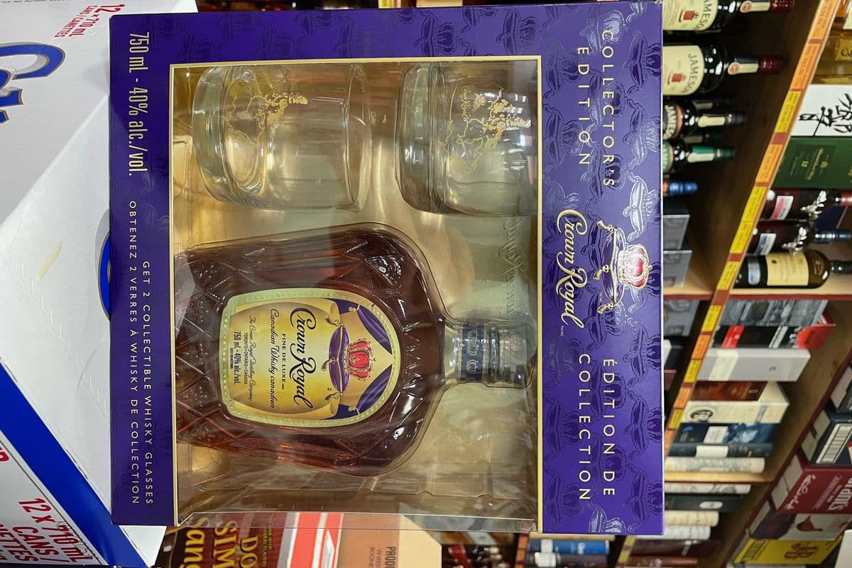 Crown Royal Gift Pack (1 x 750ml)