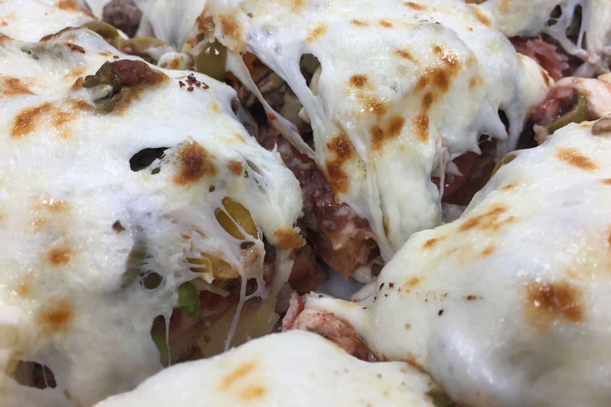 Create Your Own Pizza (Medium)
