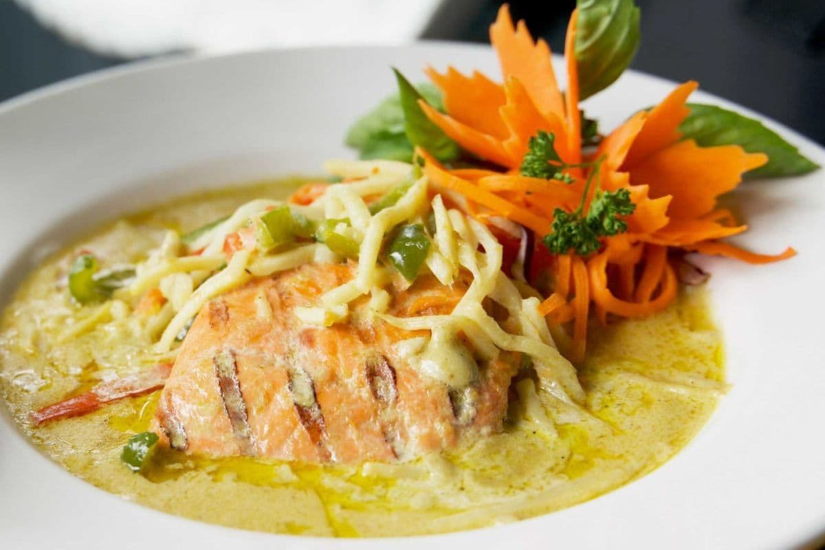 Hau-Mok Salmon