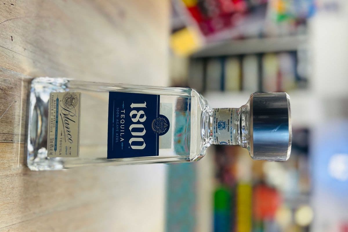 1800 SILVER TEQUILA (1 x 750ML)