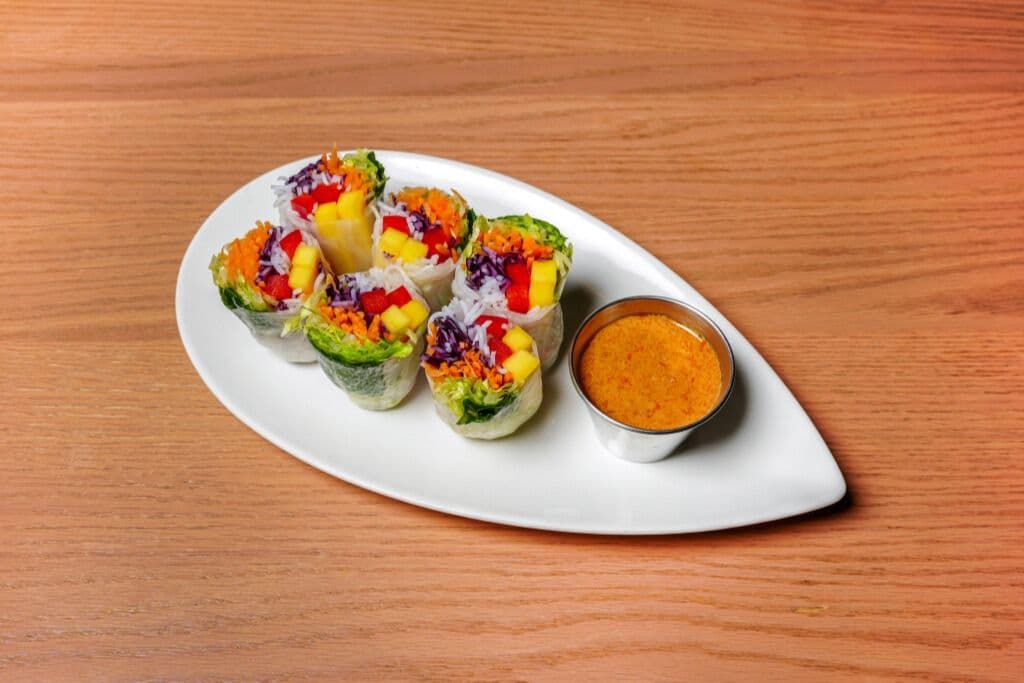 Fresh Veggie Rolls (3 pcs)