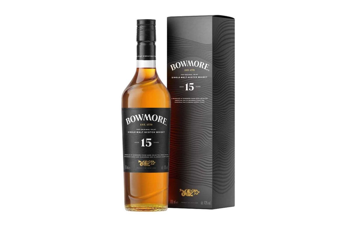Bowmore 15 Year Old Single Malt Scotch Whisky (1 x 750ml)