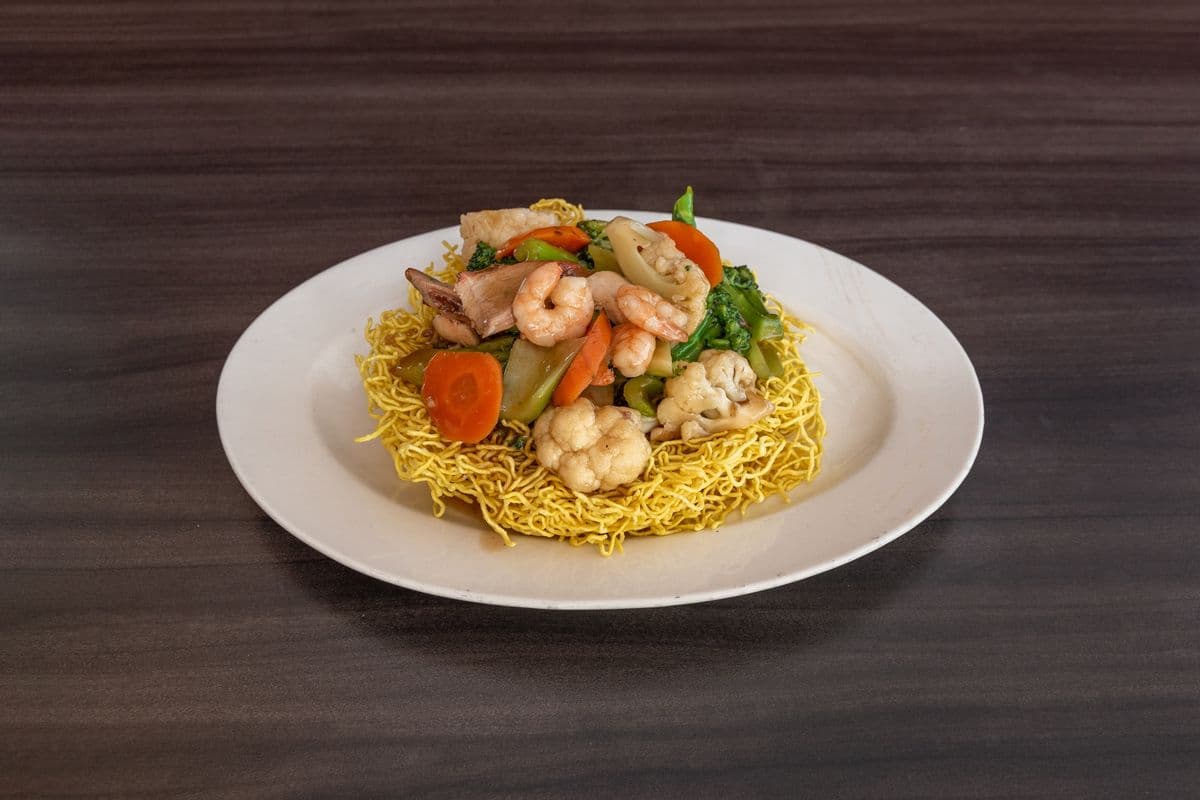 37. Chow Mein (Crispy)