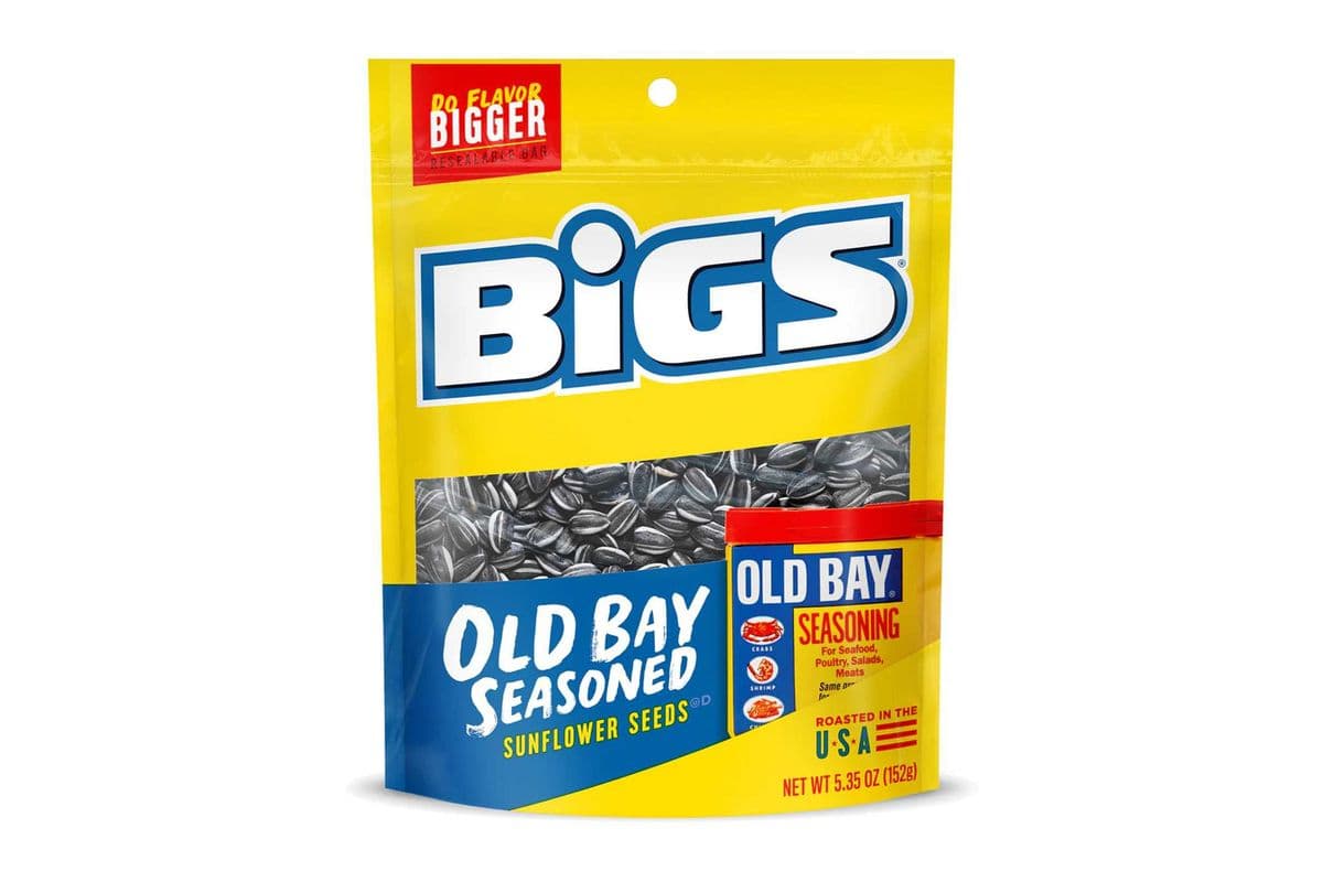 Bigs Old Bay Seasoned Sunflower Seeds 152g-US