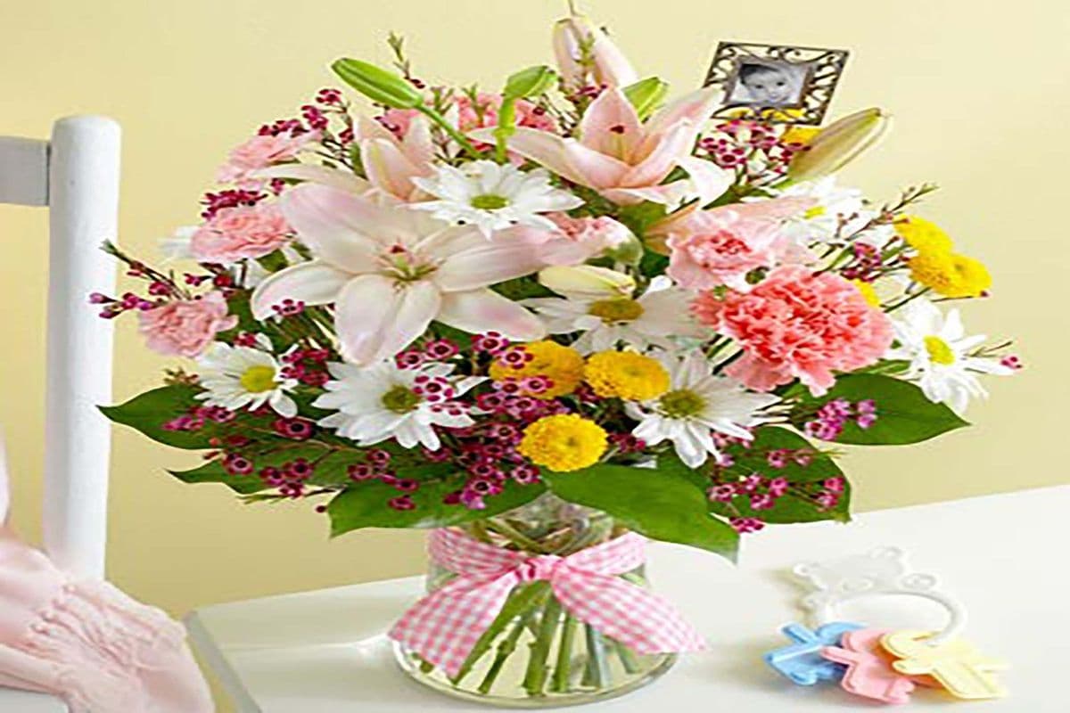 Beautiful Vase for Baby Girl with Keepsake Frame