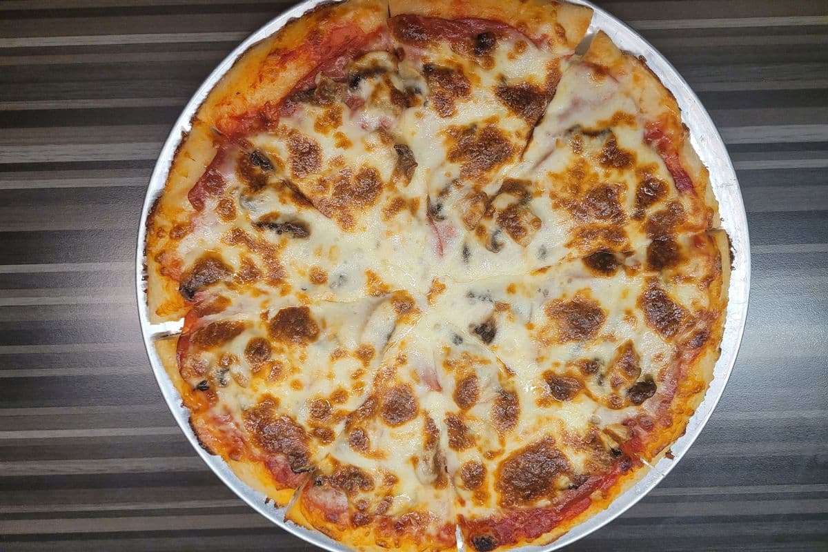 12" Pepperoni and Mushroom Pizza