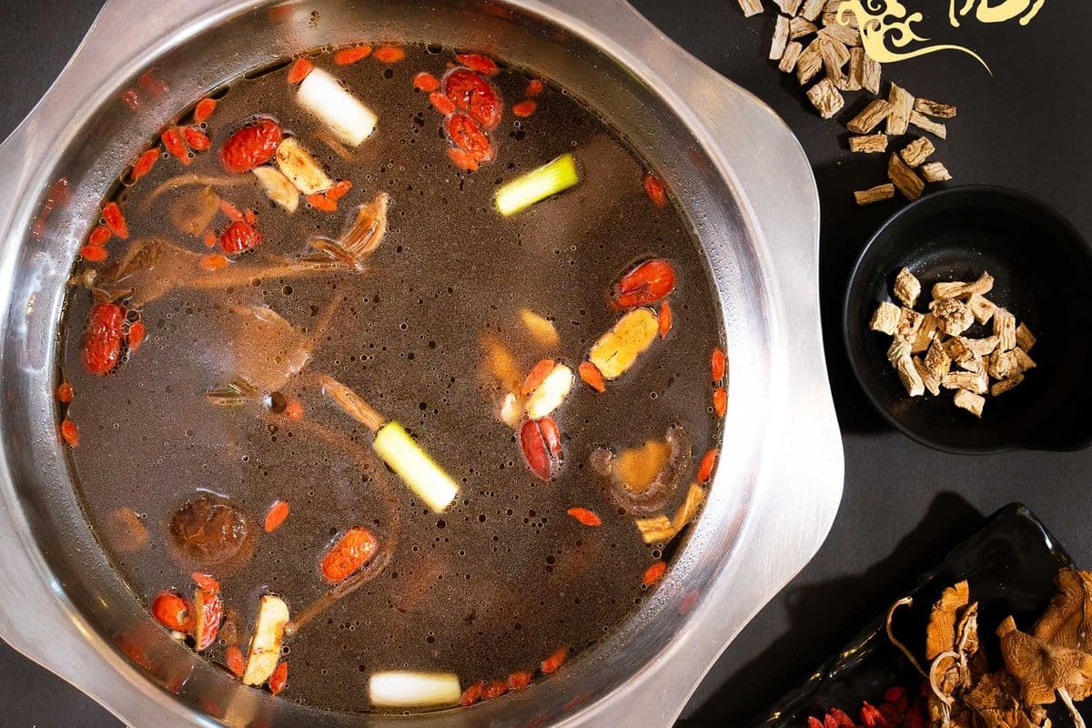 Mushroom Soup / 野生珍菌鍋