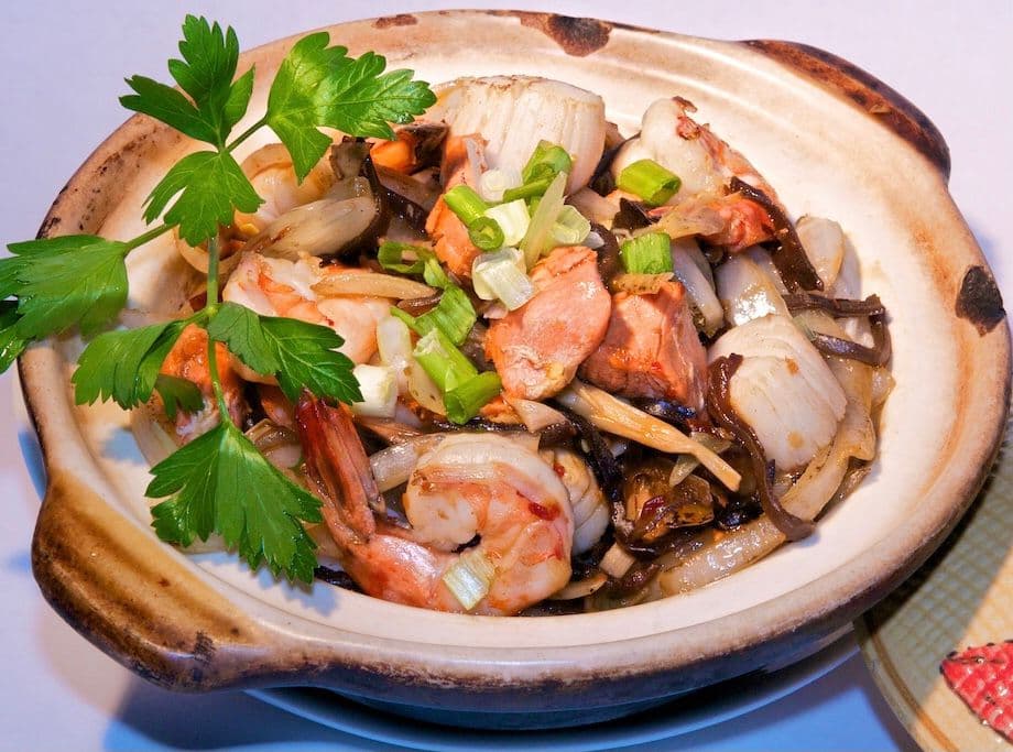 R12. Seafood Hot Pot “Com Tay Cam Do Bien”