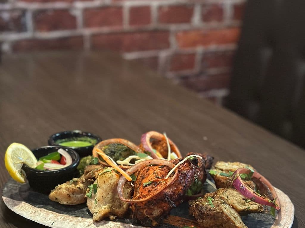 Tandoori Chicken Dhamakha