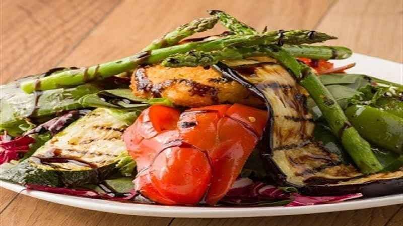 Grilled Vegetables and Warm Goat Cheese Salad