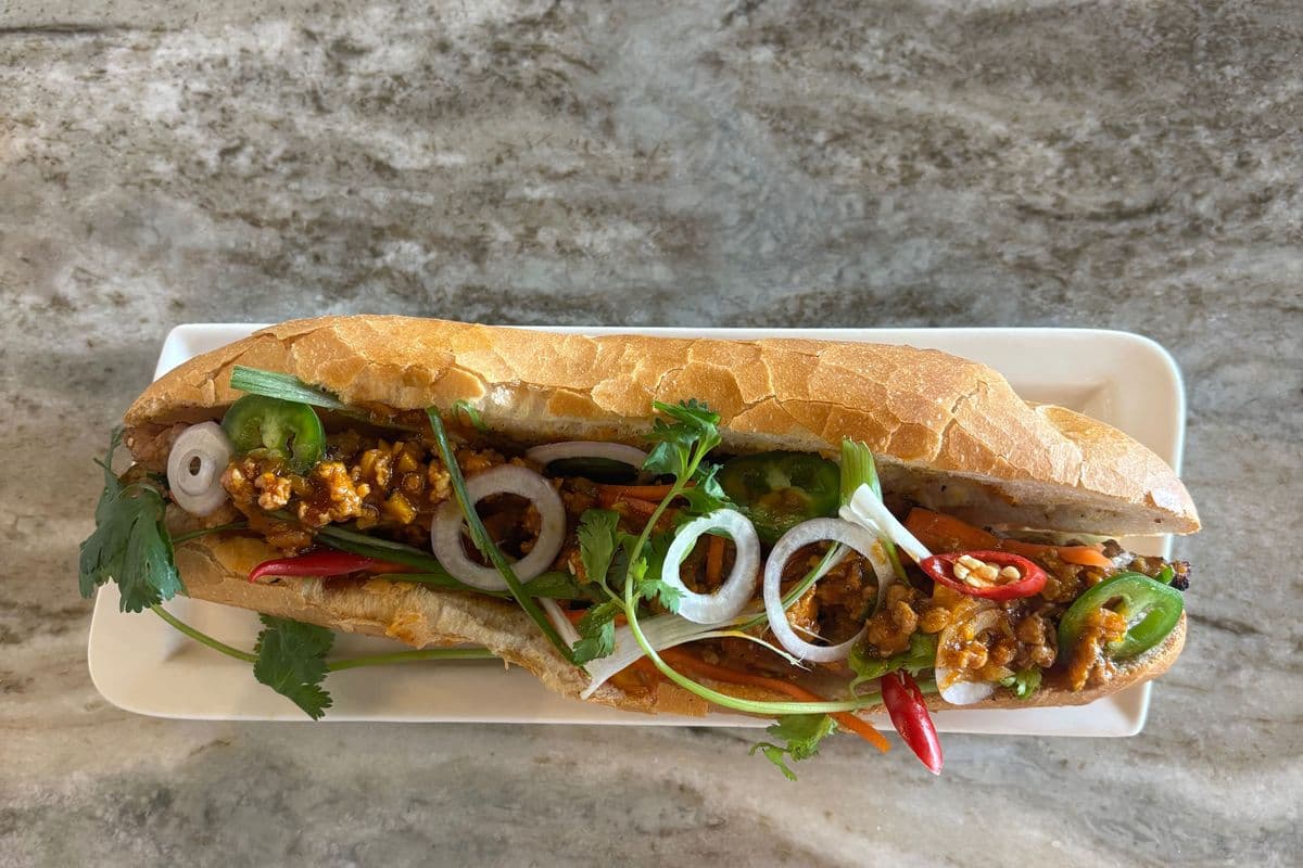 BM2- Banh Mi Thit Nuong