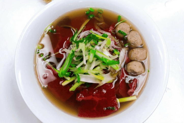 310. Rare Beef and Beef Ball Rice Noodle Soup - Pho Tai Bo Vien