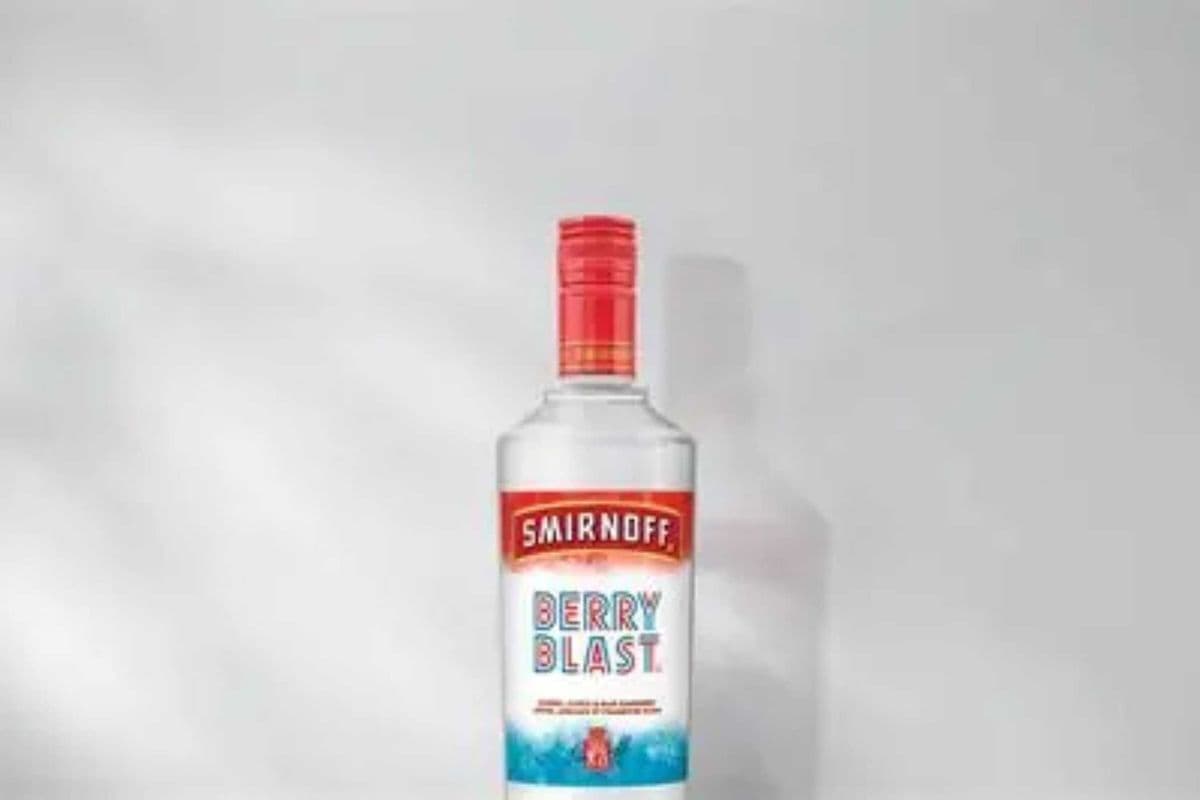 Smirnoff Berry Blast - 750ml (1 x 750ml)