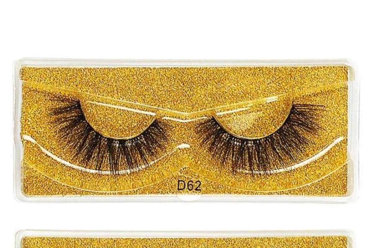 Eyelashes single