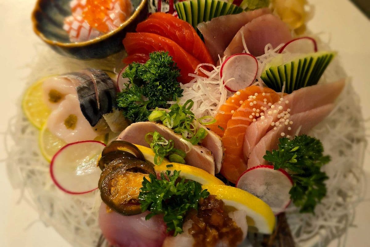 Deluxe Sashimi