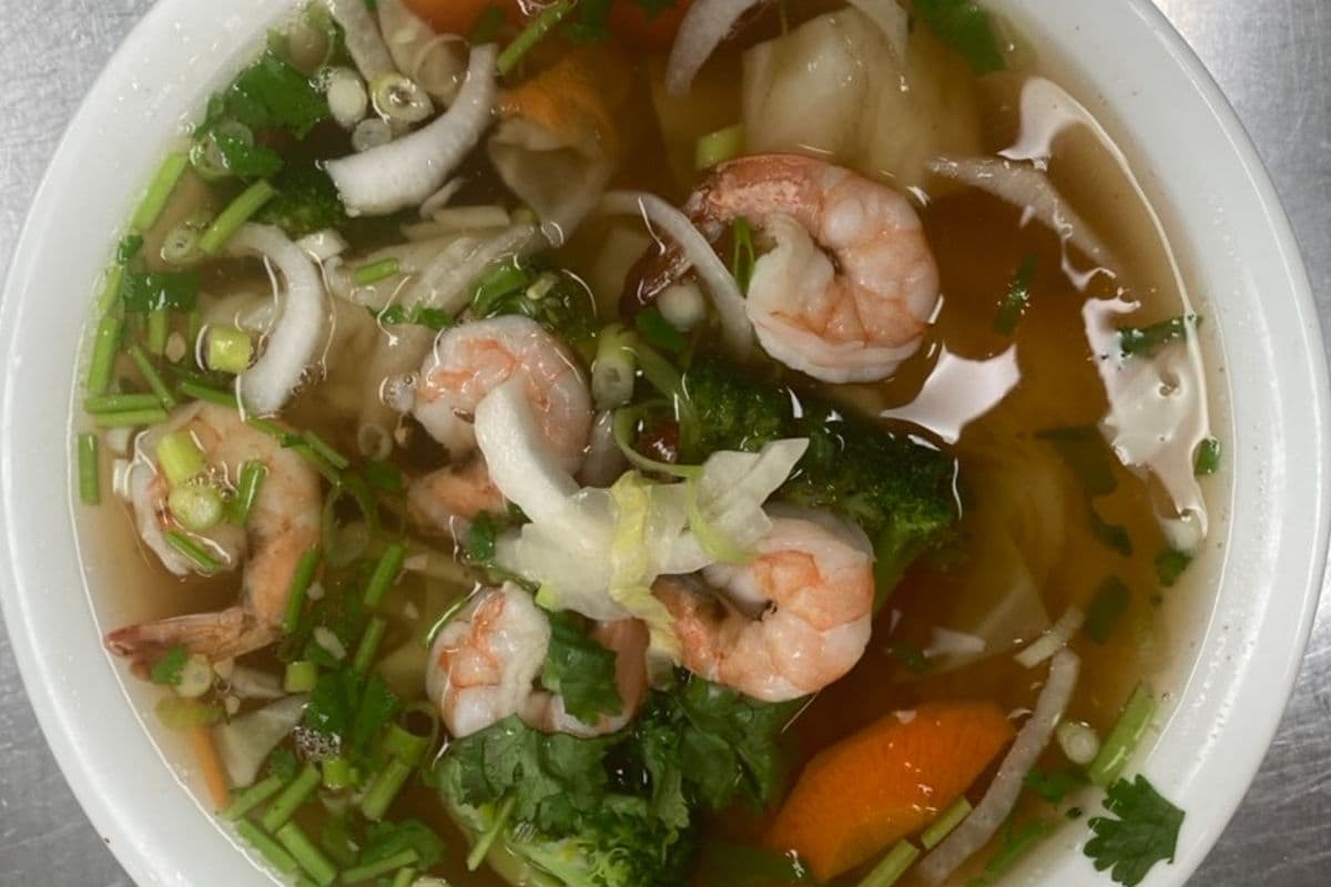 P12. Seafood - Pho Do Bien (Large)