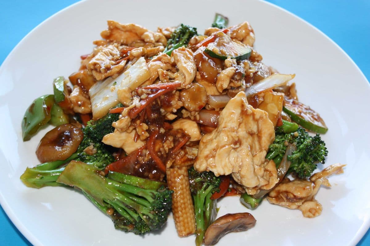 Chicken with Garlic Sauce