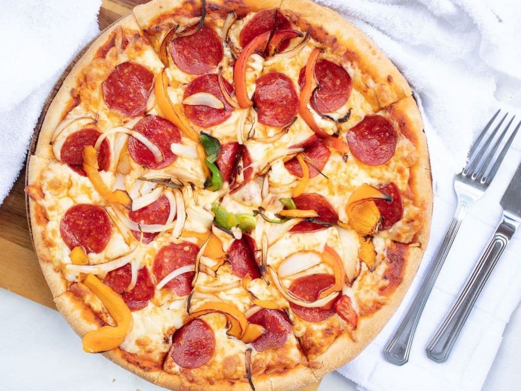 Deluxe Pizza