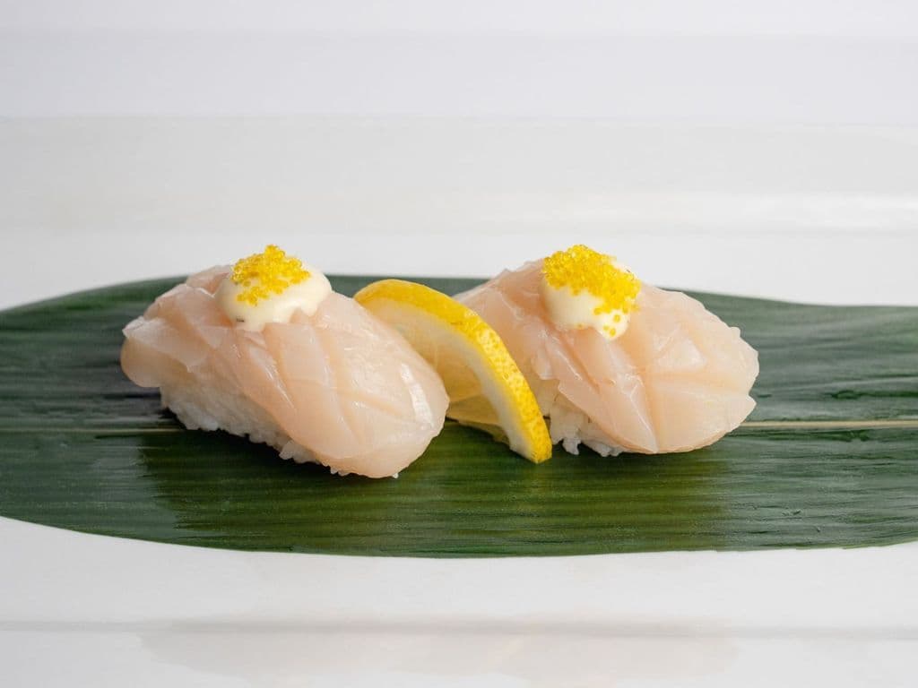 Scallop Sushi (2pcs)