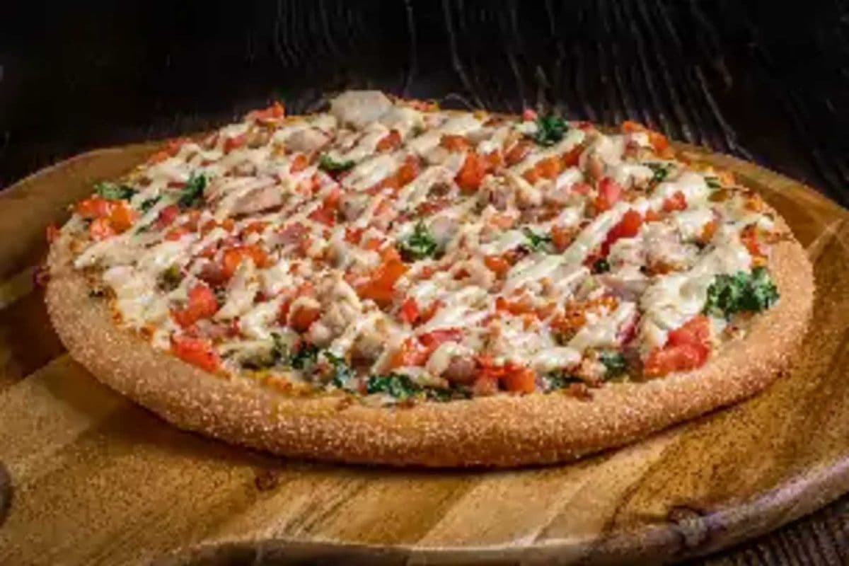 8" Personal Chicken Club Pizza