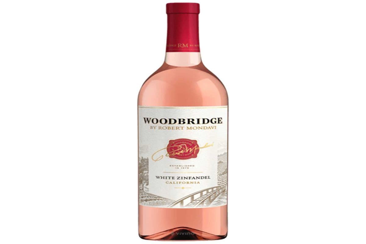 Woodbridge White Zinfandel 750 ML (1 x 750ML)