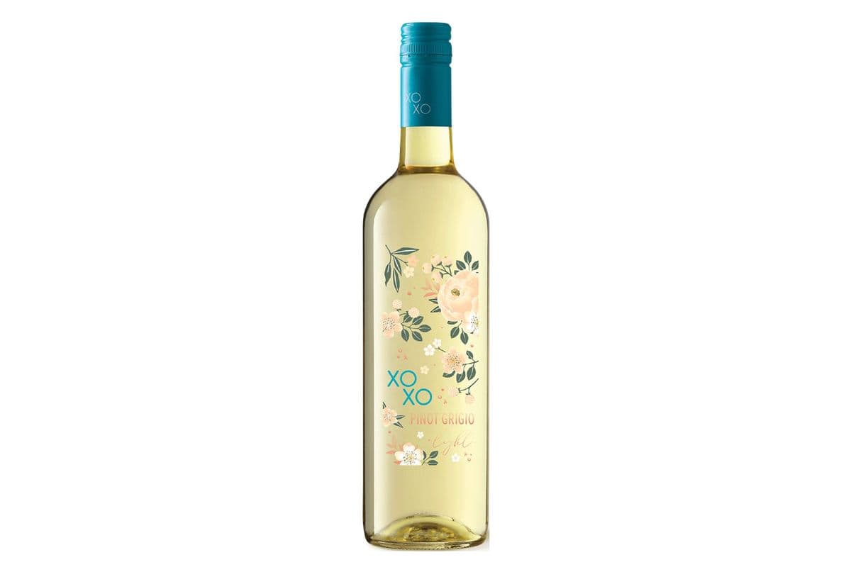 XOXO Pinot Grigio Light (1 x 750 ml)