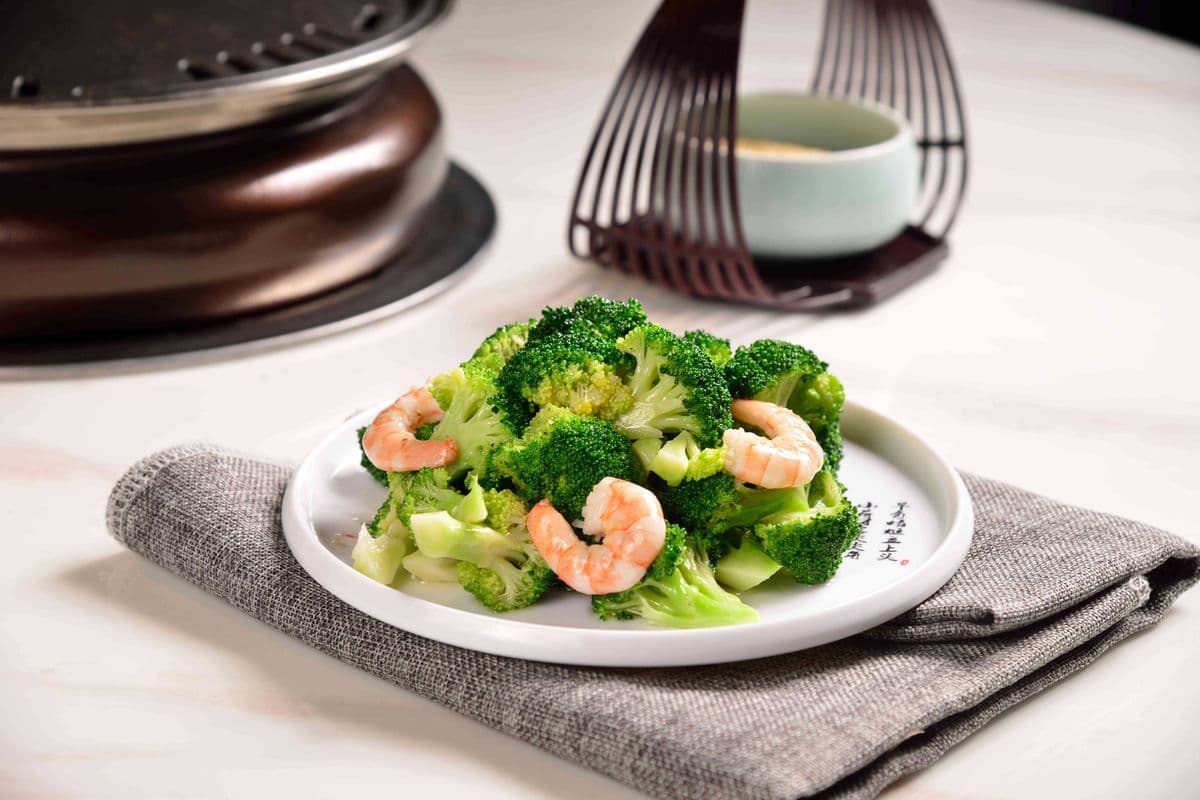 25. Shrimp with Broccoli 大虾西兰花