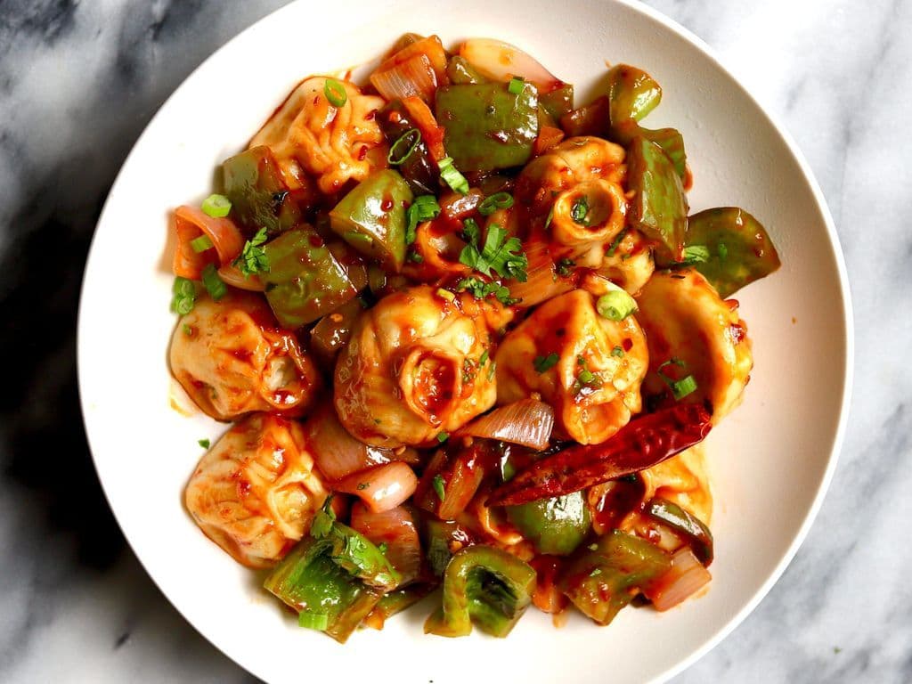 CHILI CHICKEN MOMO