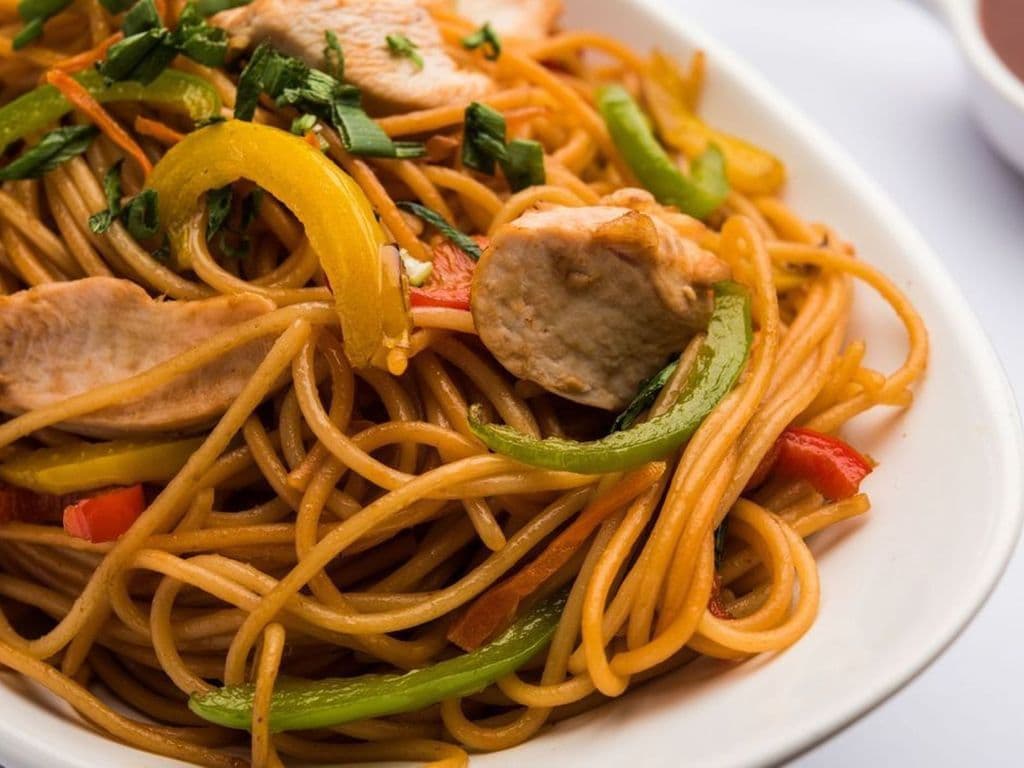 Chicken Hakka Noodles