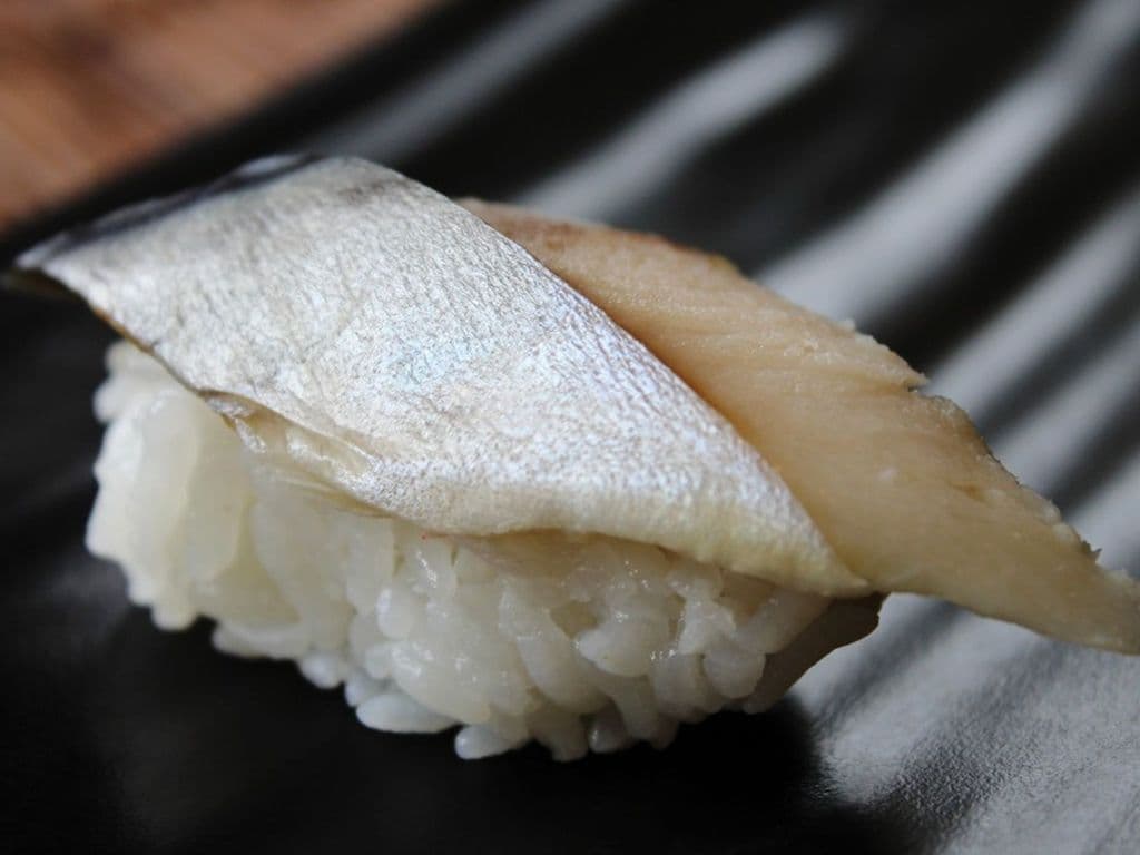 Saba (Mackerel) Sushi(2)