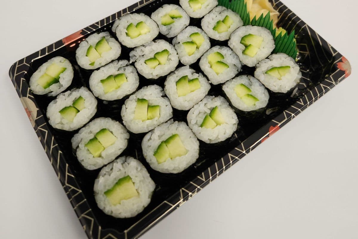 B6. Hoso Cucumber 🥒 (20 pcs)